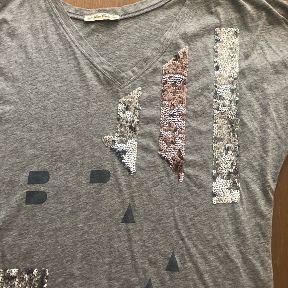 Oversized gray sequin v-neck T-shirt - Picture 2 of 6